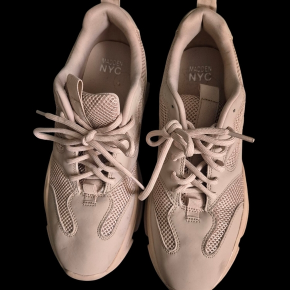 Madden NYC Sneakers - Picture 3 of 3